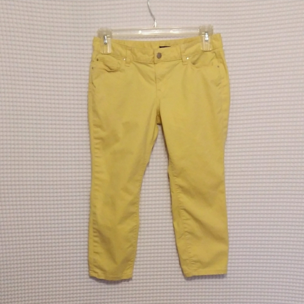 Ann Taylor yellow crop petite jeans size 8